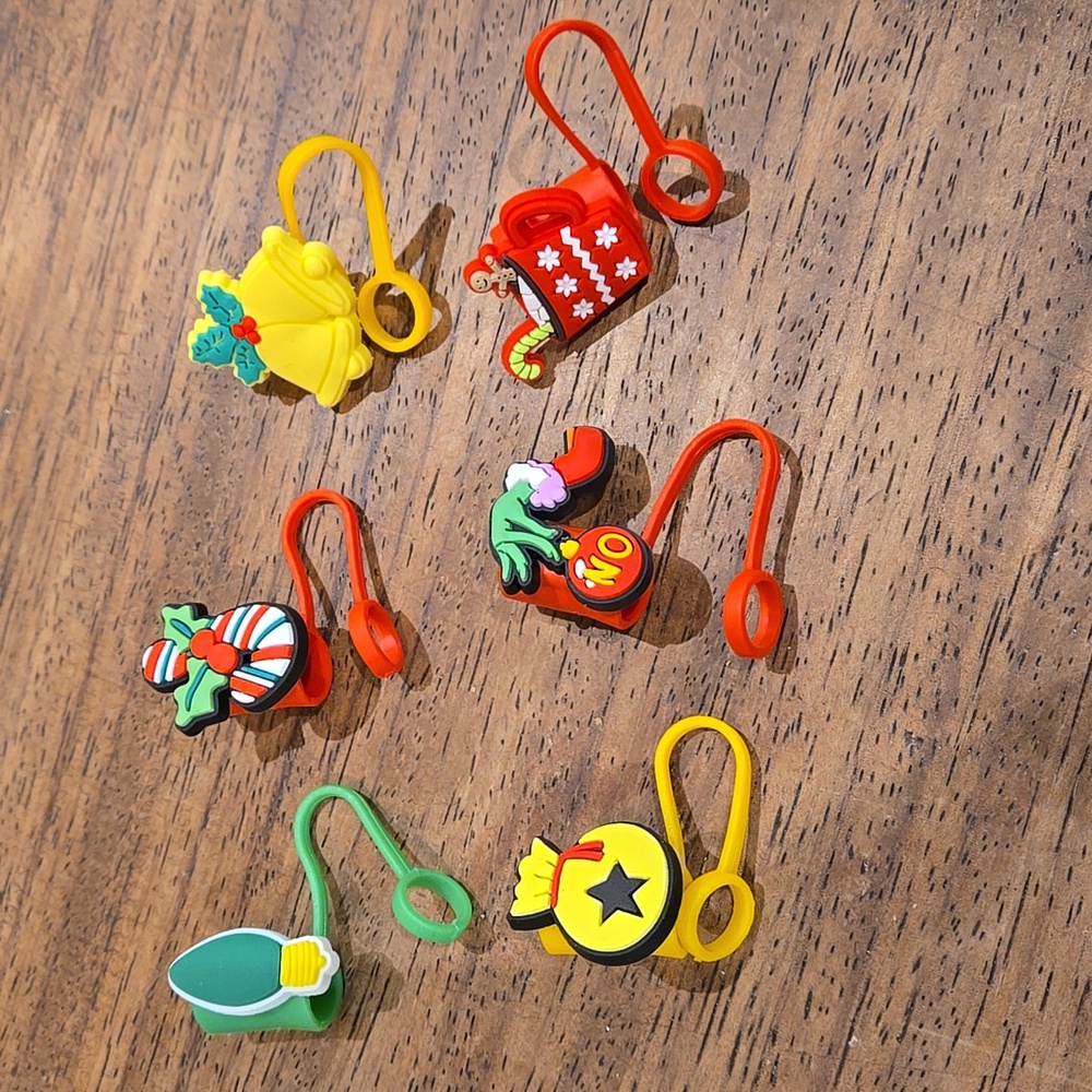 Christmas Grinch themed straw caps 6 piece